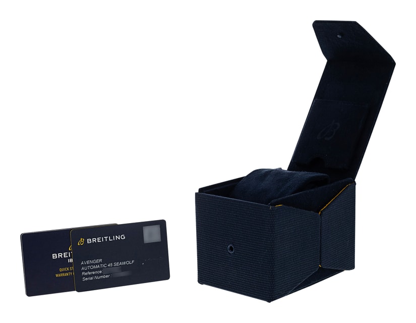 Breitling Avenger Automatic 45 A17319 Image 4